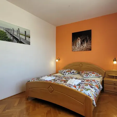 Apartment Danica *