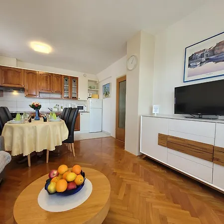 Apartment Danica